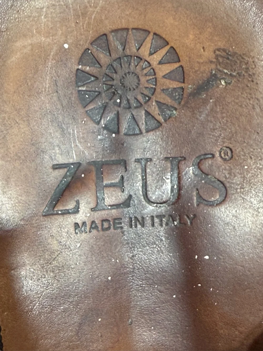 ZEUS Made in Italy Brown Leather Sandals